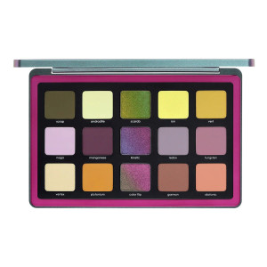 Triochrome Eyeshadow Palette 15 Shades