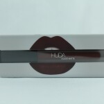 Huda Beauty lipstick vixen