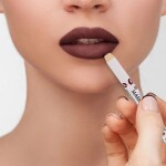 MAROOF 24 Hour Long Lasting Waterproof Retractable Matte Lip Liner 1.2g